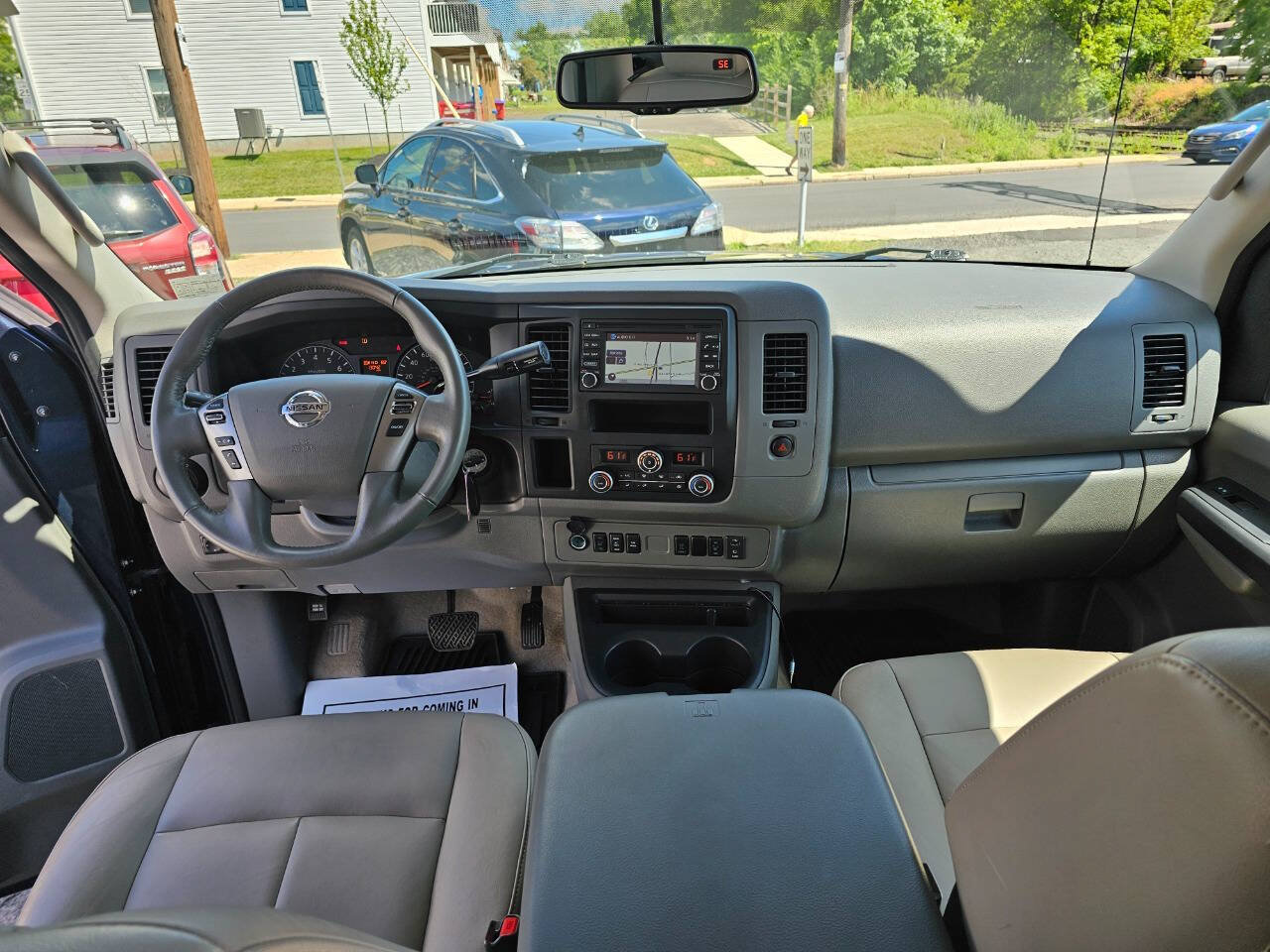 Used 2021 Nissan NV 3500 SL RWD image 11