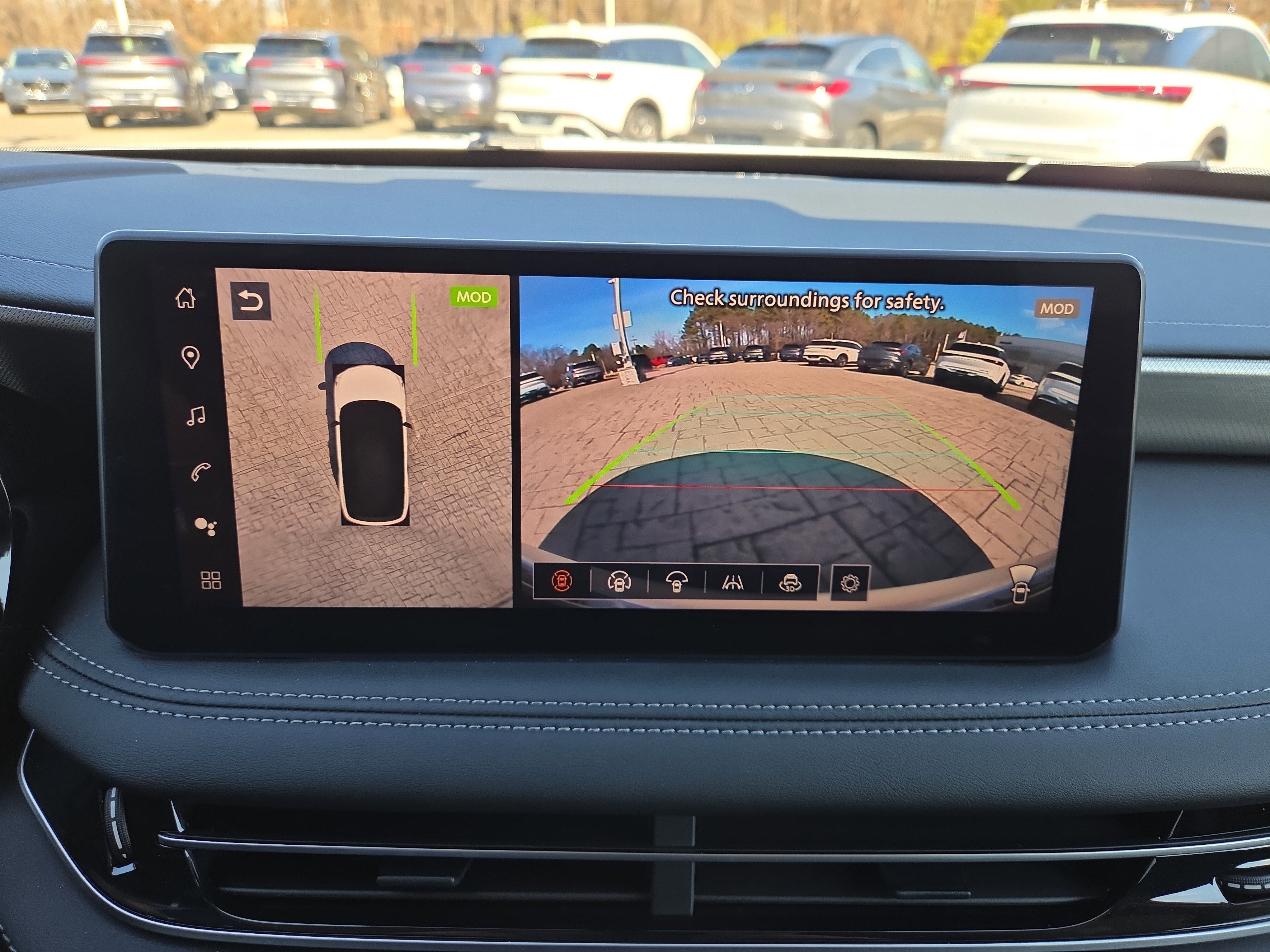 Used 2026 INFINITI QX60 Luxe w/ Cargo Package image 12