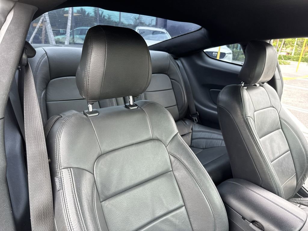 Used 2016 Ford Mustang GT w/ Black Accent Package RWD image 44