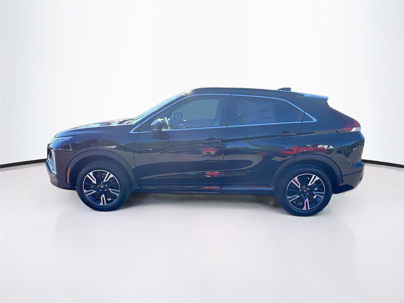 New 2026 Mitsubishi Eclipse Cross Black Edition image 4