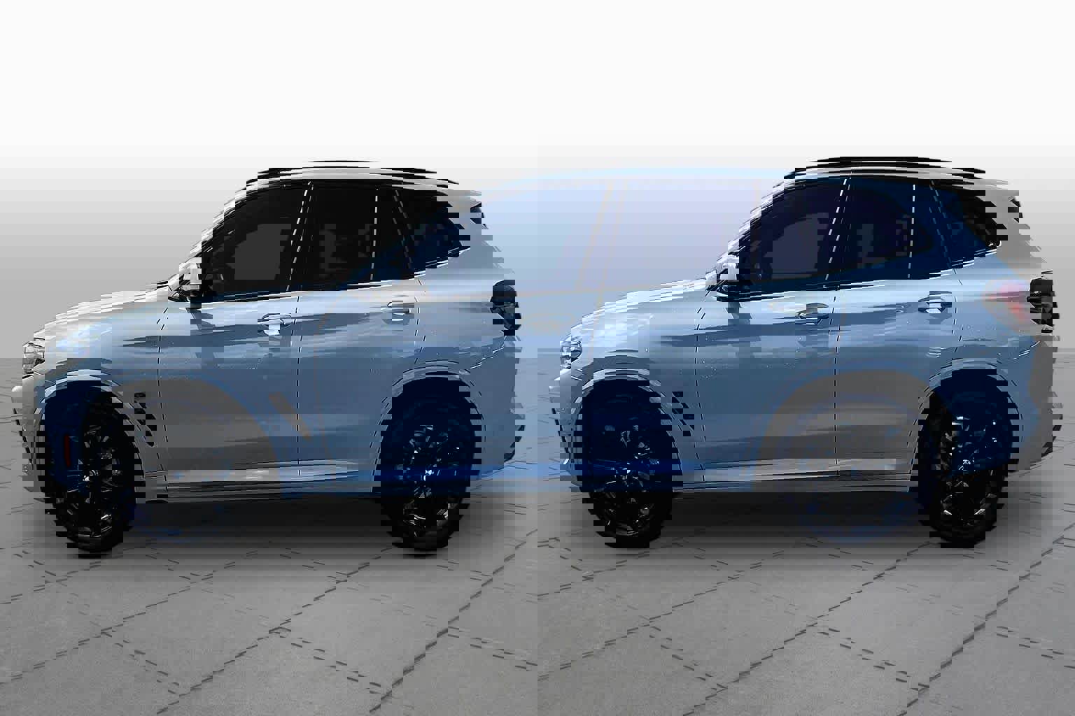 Used 2024 BMW X3 sDrive30i w/ Premium Package image 32