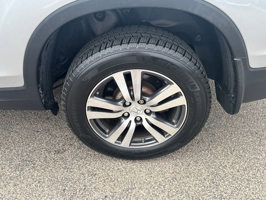 Used 2017 Honda Ridgeline RTS image 38