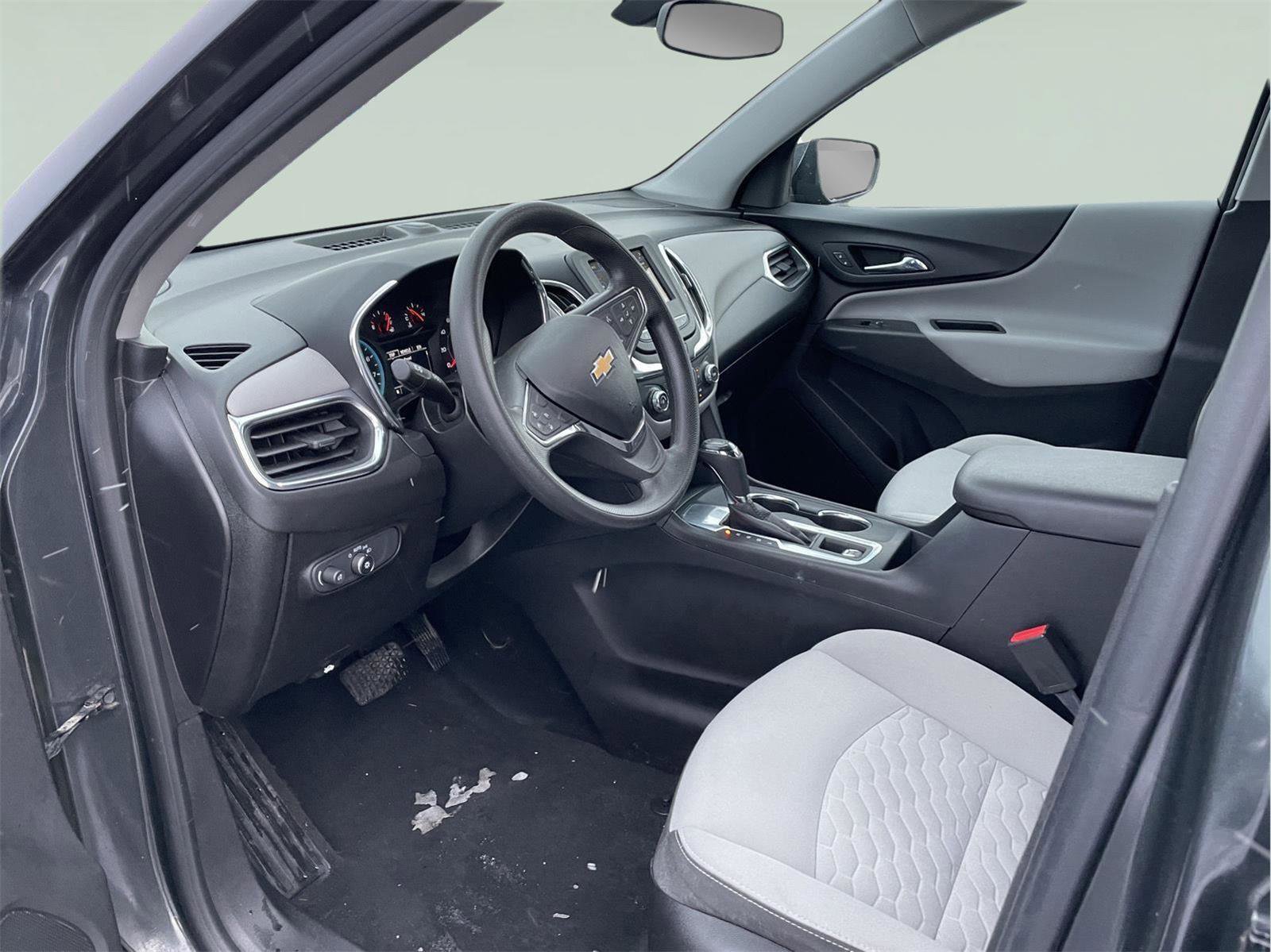 Used 2019 Chevrolet Equinox LS w/ LPO, Chrome Package image 12