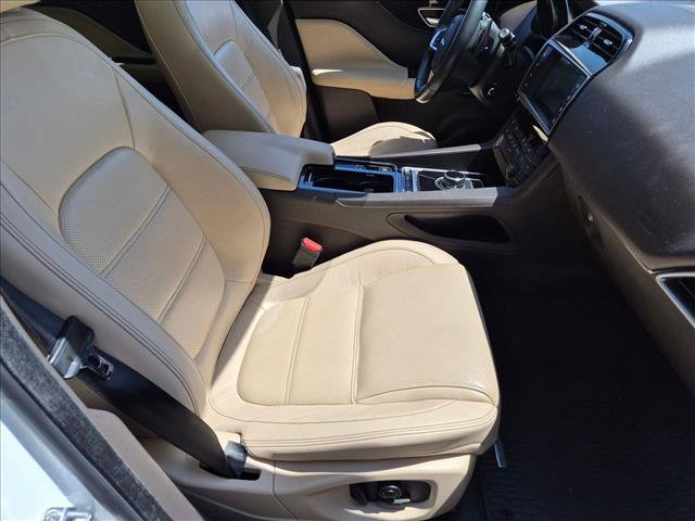 Used 2018 Jaguar F-PACE Prestige AWD/4WD image 19