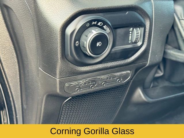 Used 2024 Jeep Wrangler Sport S image 21