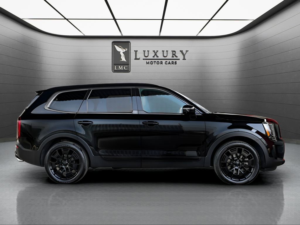 Used 2021 Kia Telluride SX w/ Nightfall Edition Package image 9