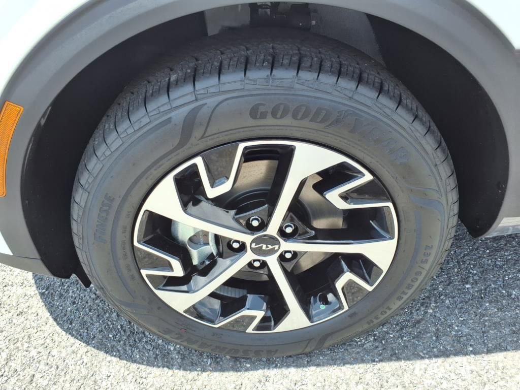 New 2025 Kia Sportage EX w/ EX Premium Package image 14