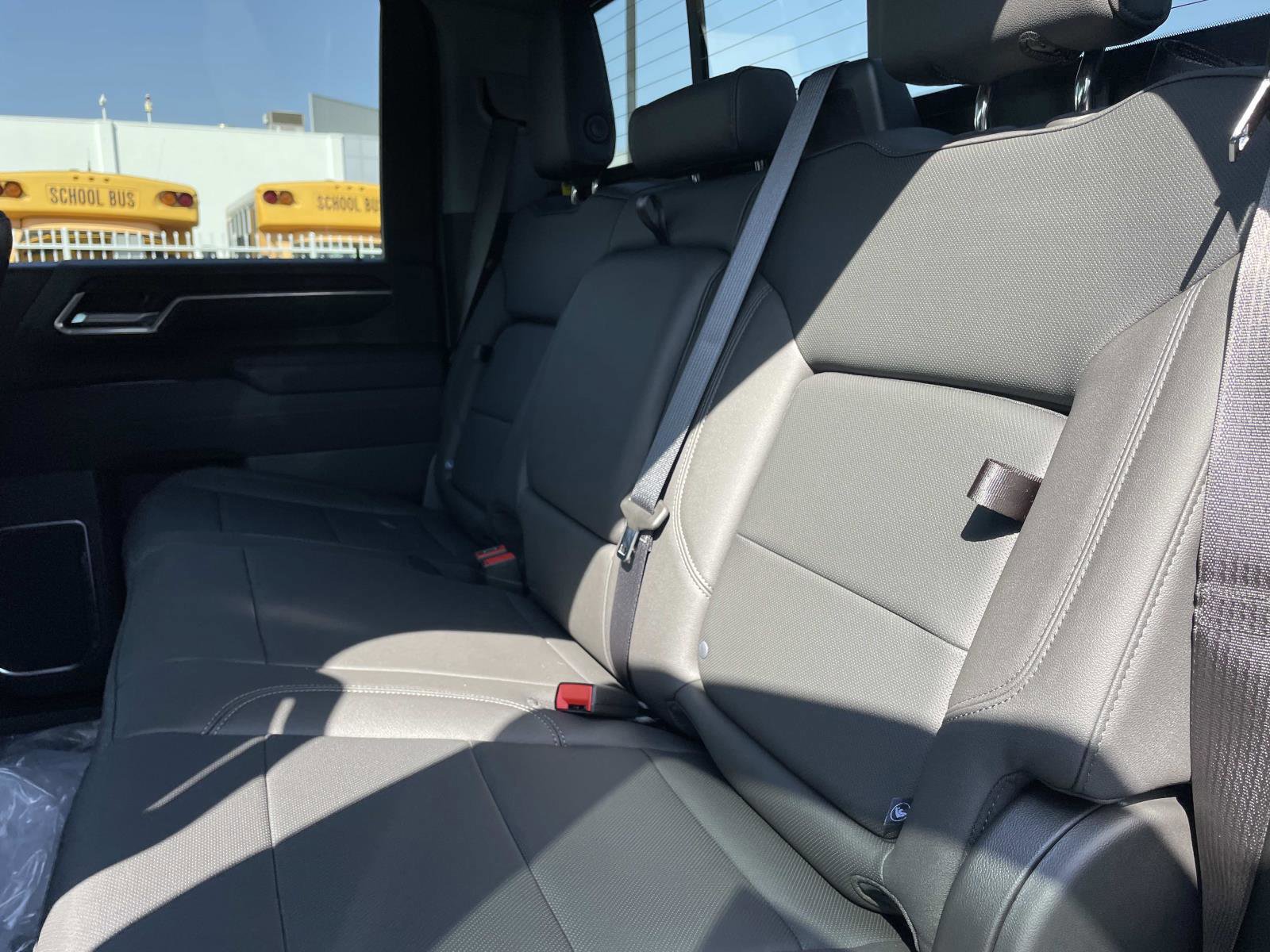 New 2026 GMC Sierra 2500 SLT w/ SLT Premium Package image 24