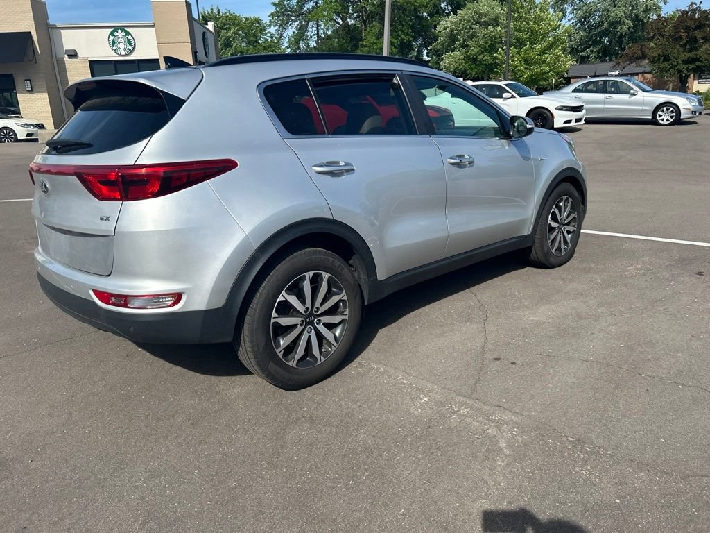 Used 2018 Kia Sportage EX w/ EX Technology Package AWD/4WD image 5