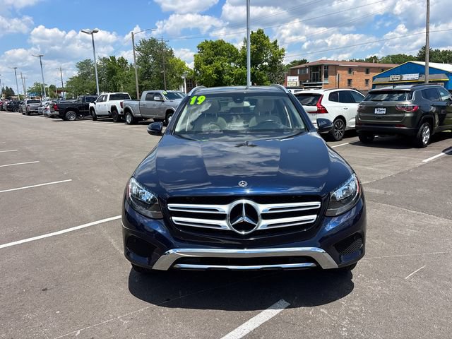 Used 2019 Mercedes-Benz GLC 300 4MATIC image 5