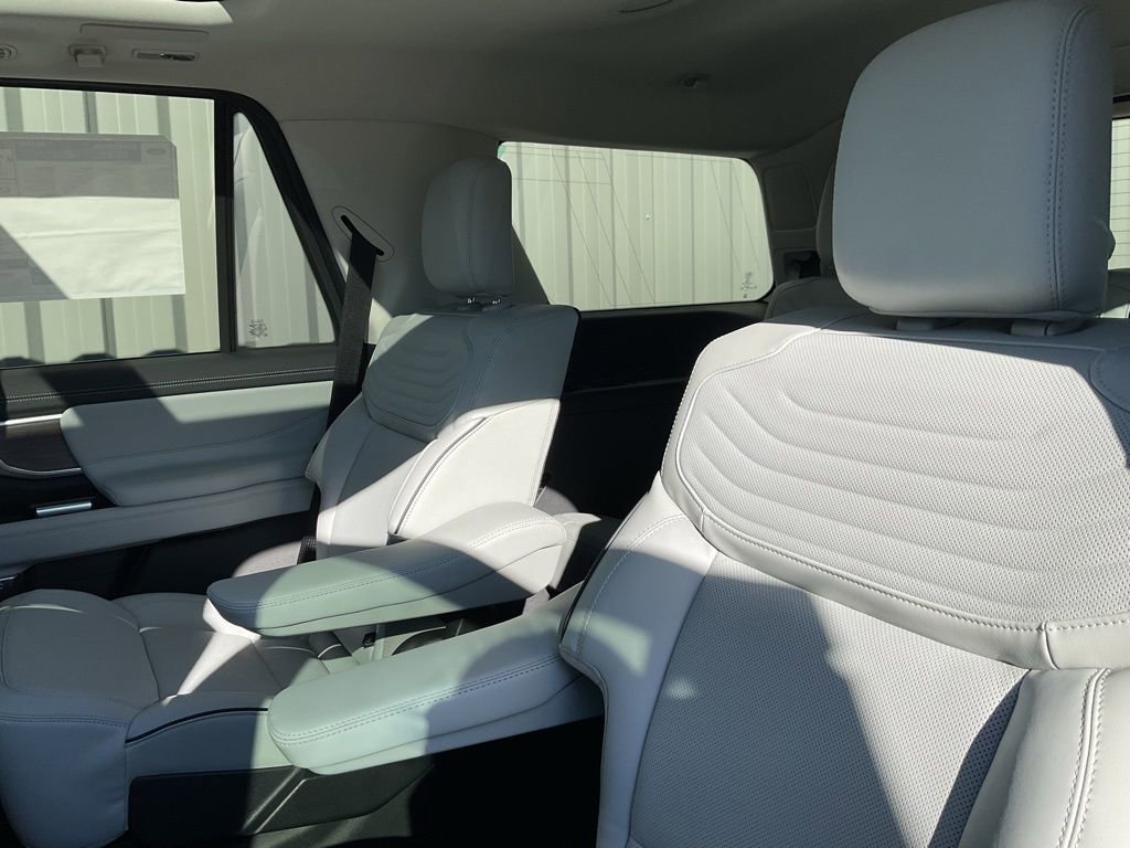 New 2026 Ford Expedition Platinum w/ Platinum Ultimate Package image 20