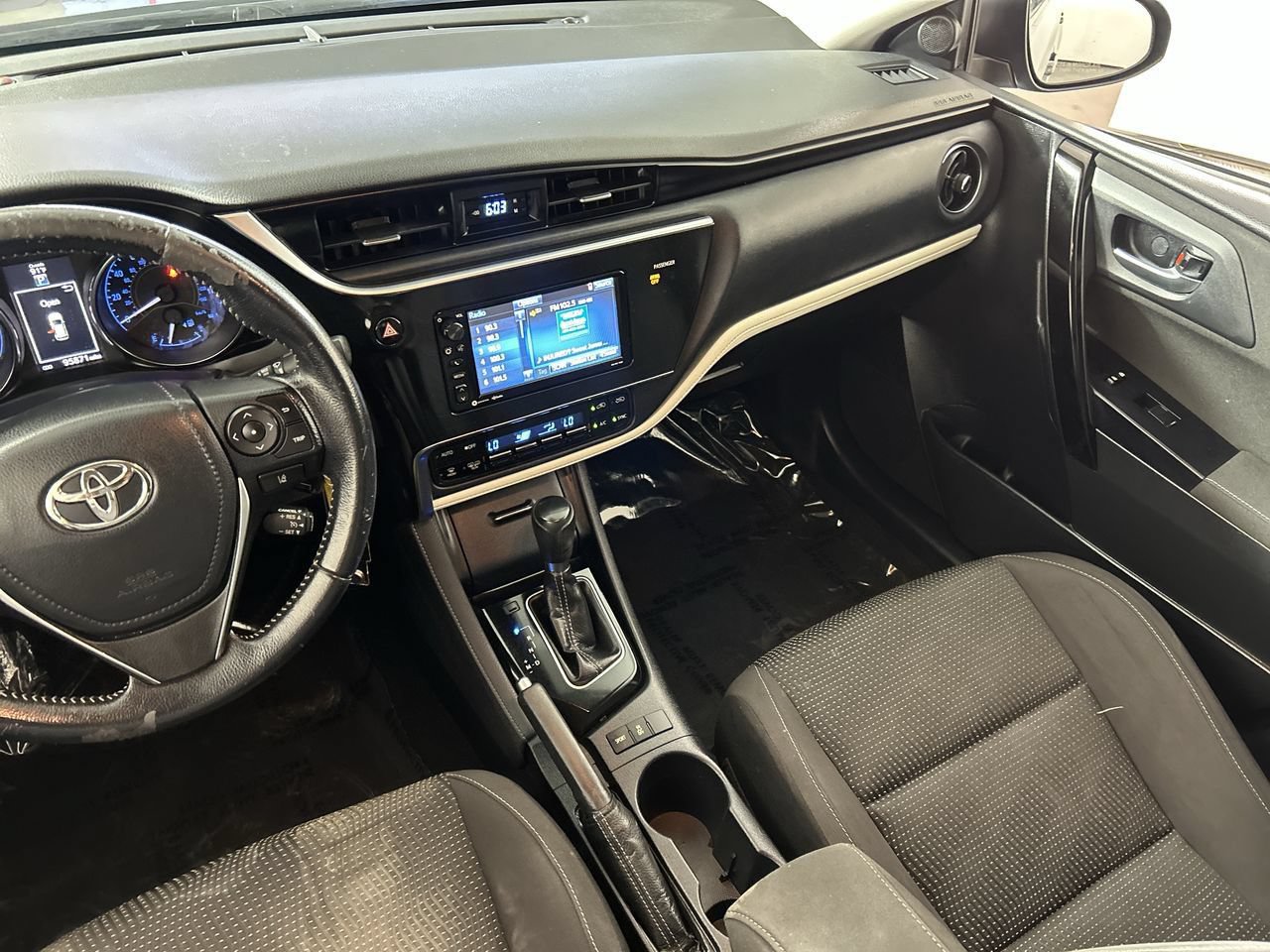 Used 2017 Toyota Corolla iM FWD image 23