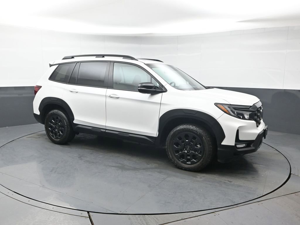 Used 2023 Honda Passport TrailSport image 8