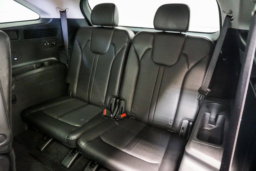 Used 2023 Kia Sorento SX image 10