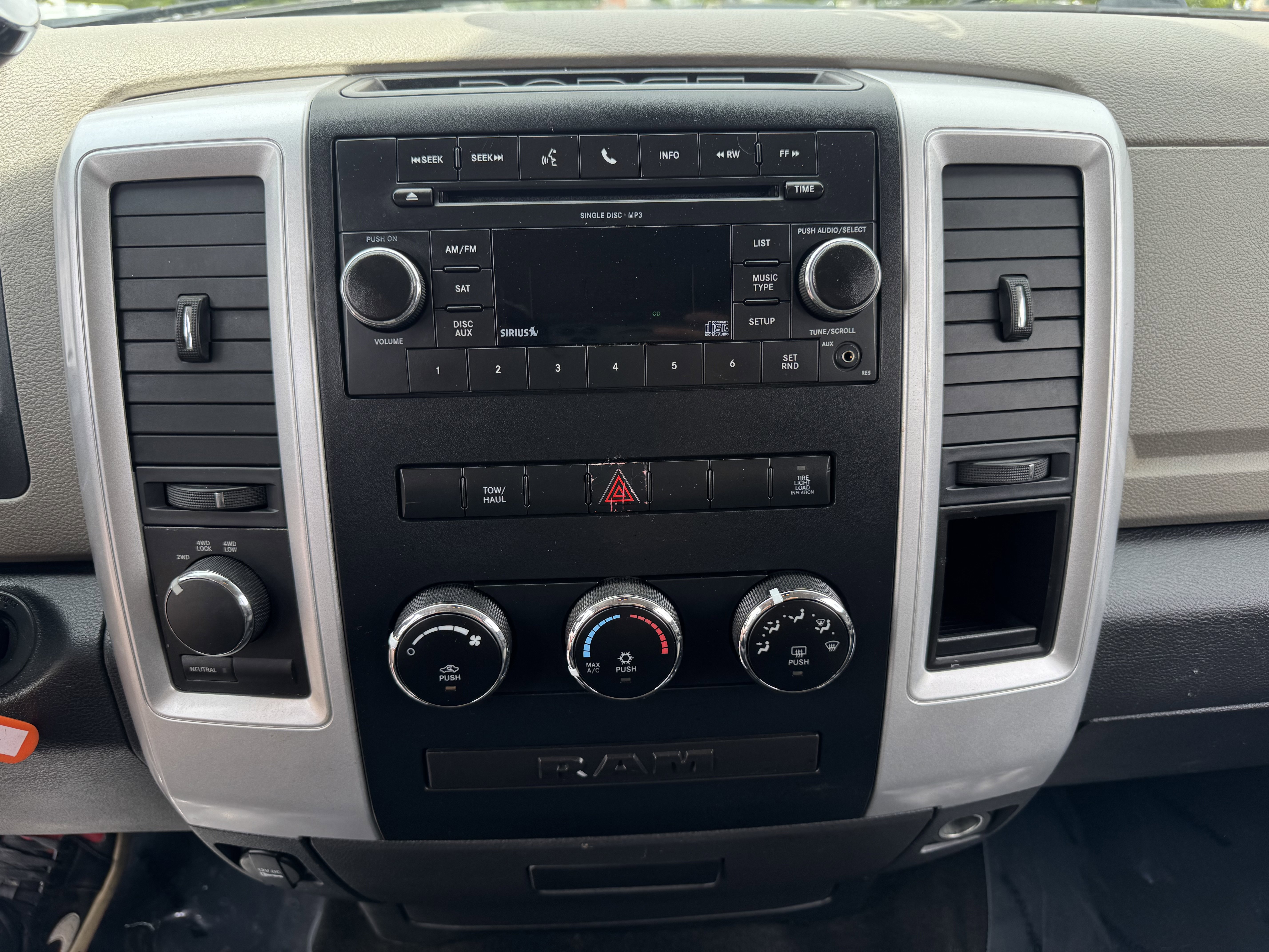 Used 2011 RAM 2500 Big Horn image 20