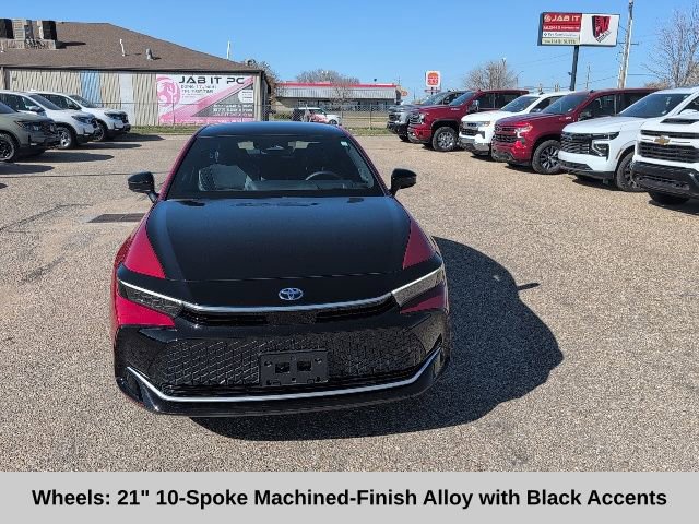 Used 2026 Toyota Crown Platinum image 15