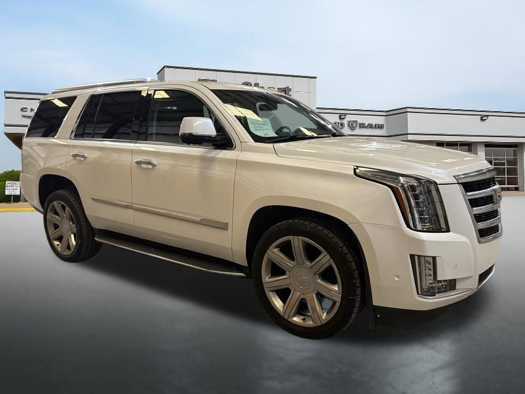 Used 2020 Cadillac Escalade Premium Luxury image 7