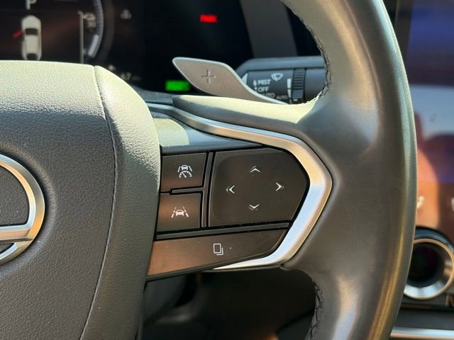 Used 2023 Lexus RZ 450e Premium w/ Technology Package image 18