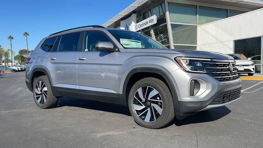New 2026 Volkswagen Atlas SE FWD image 1