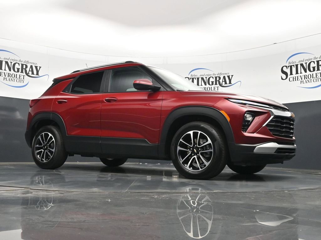 Used 2025 Chevrolet TrailBlazer LT w/ Convenience Package FWD image 17