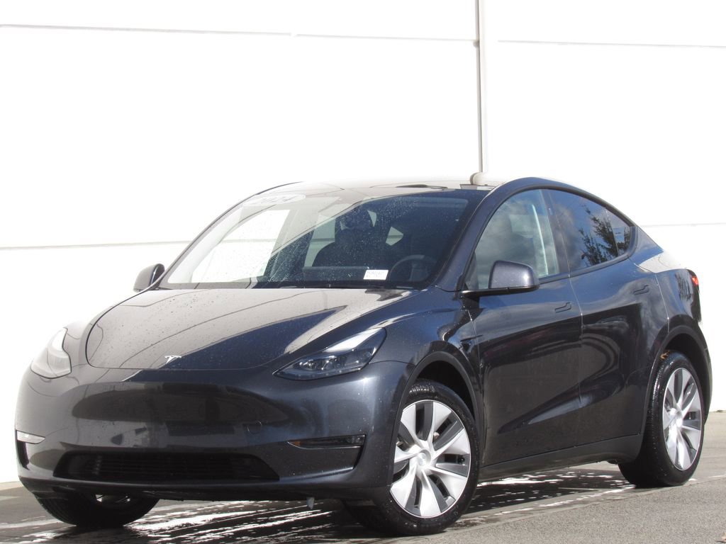 Used 2024 Tesla Model Y Long Range image 1