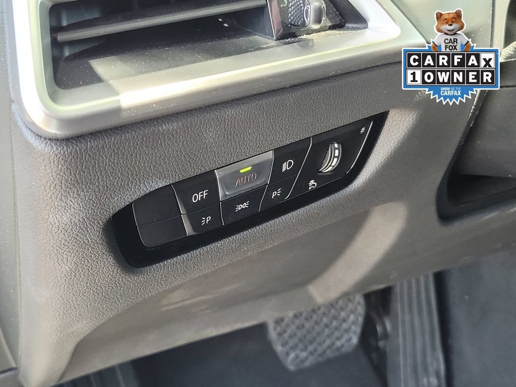 Used 2025 BMW 330i xDrive Sedan AWD/4WD image 17