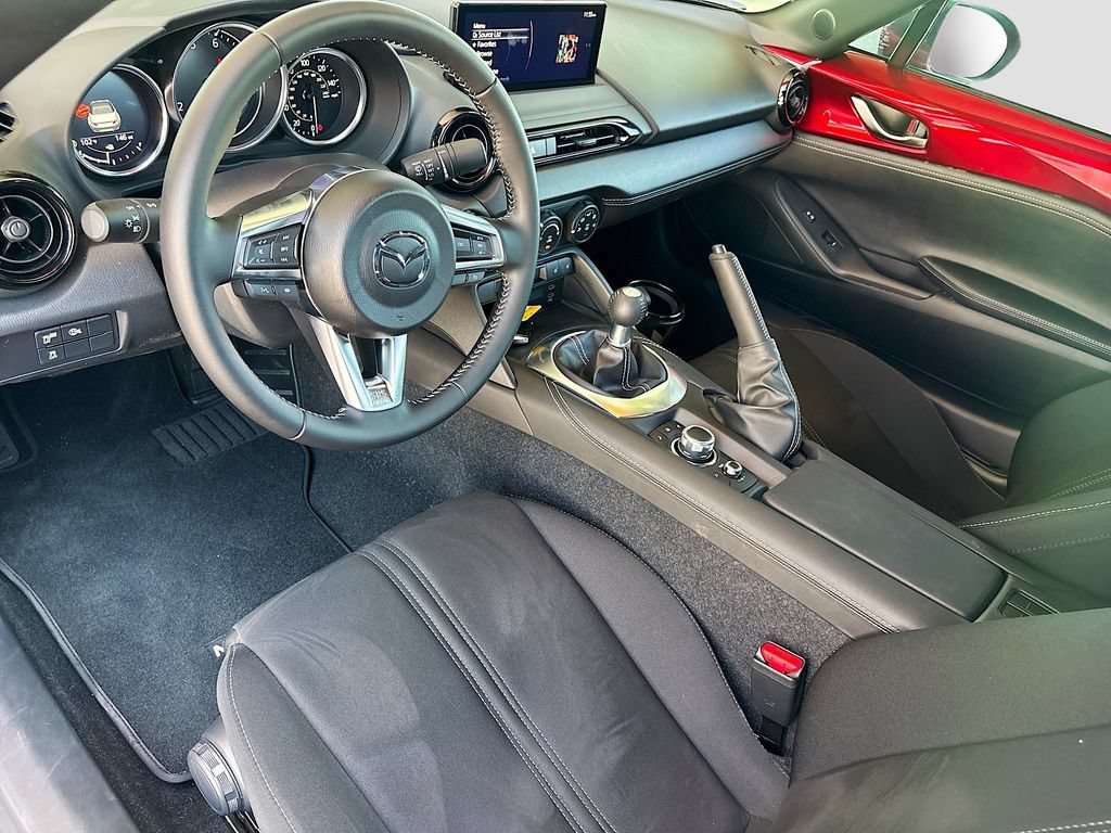 Used 2026 MAZDA MX-5 Miata Club RWD image 9