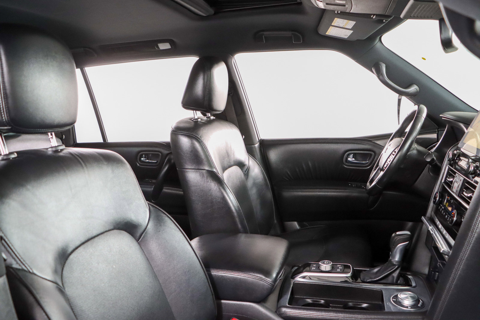 Used 2023 Nissan Armada SL w/ Midnight Edition Package AWD/4WD image 29