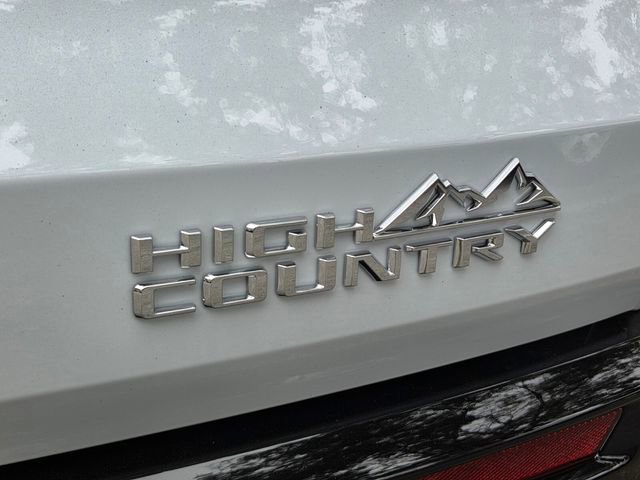 New 2026 Chevrolet Traverse High Country FWD image 23