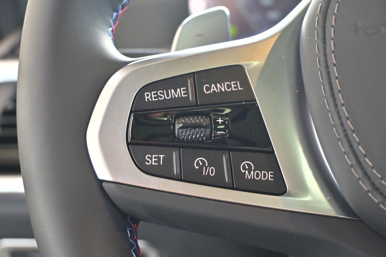 New 2025 BMW X7 M60i w/ Executive Package image 20