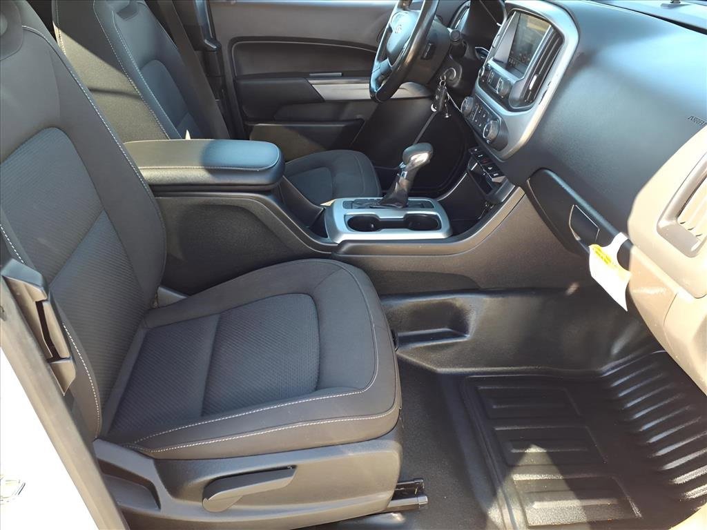 Used 2022 Chevrolet Colorado LT w/ Fleet Safety Package image 17