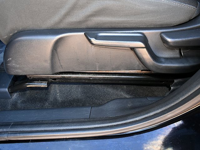 Used 2022 Honda HR-V EX image 17