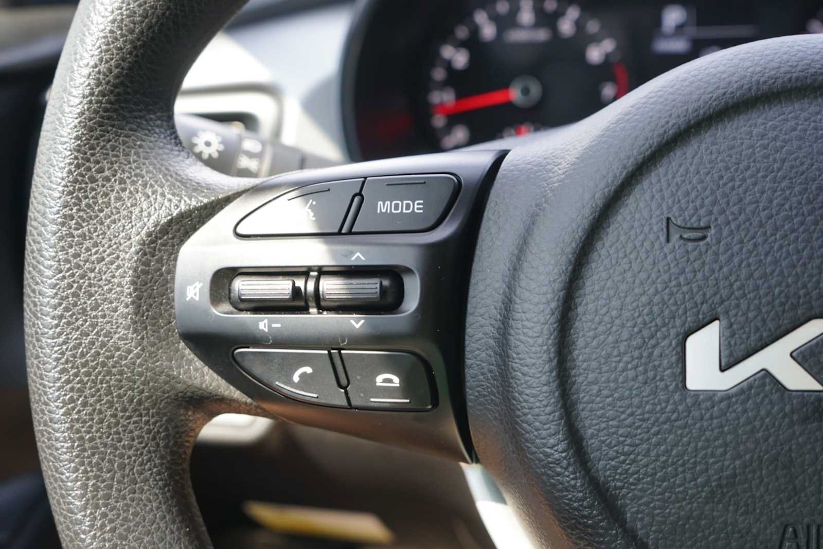 Certified 2023 Kia Rio LX FWD image 15