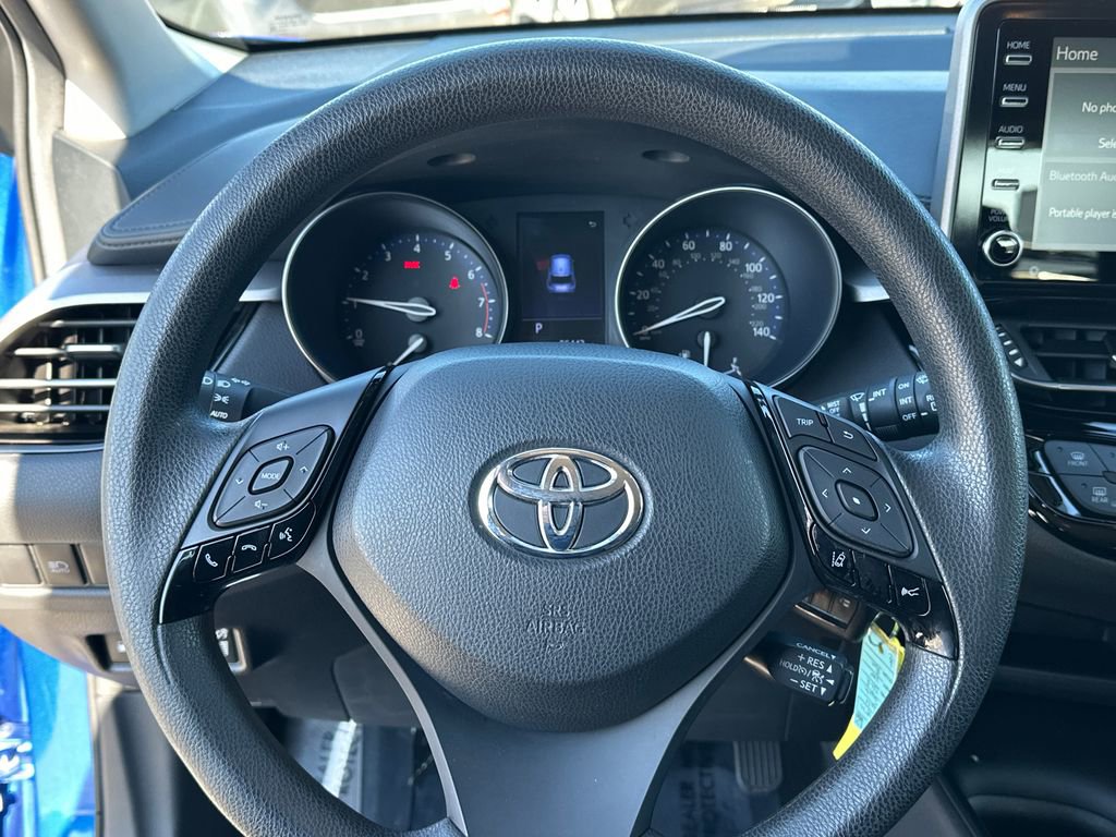 Used 2020 Toyota C-HR LE image 24