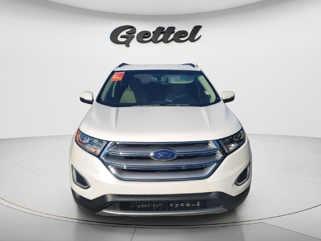 Used 2017 Ford Edge SEL w/ Equipment Group 201A AWD/4WD image 2