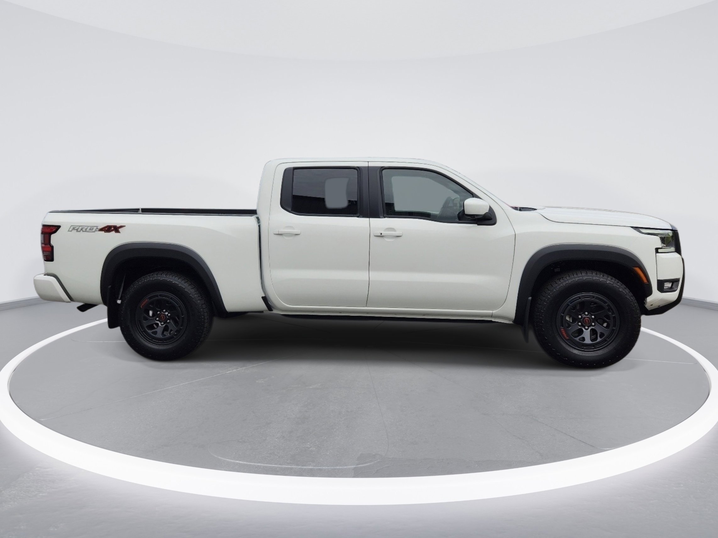 Used 2025 Nissan Frontier PRO-4X w/ Pro Premium Package AWD/4WD image 4