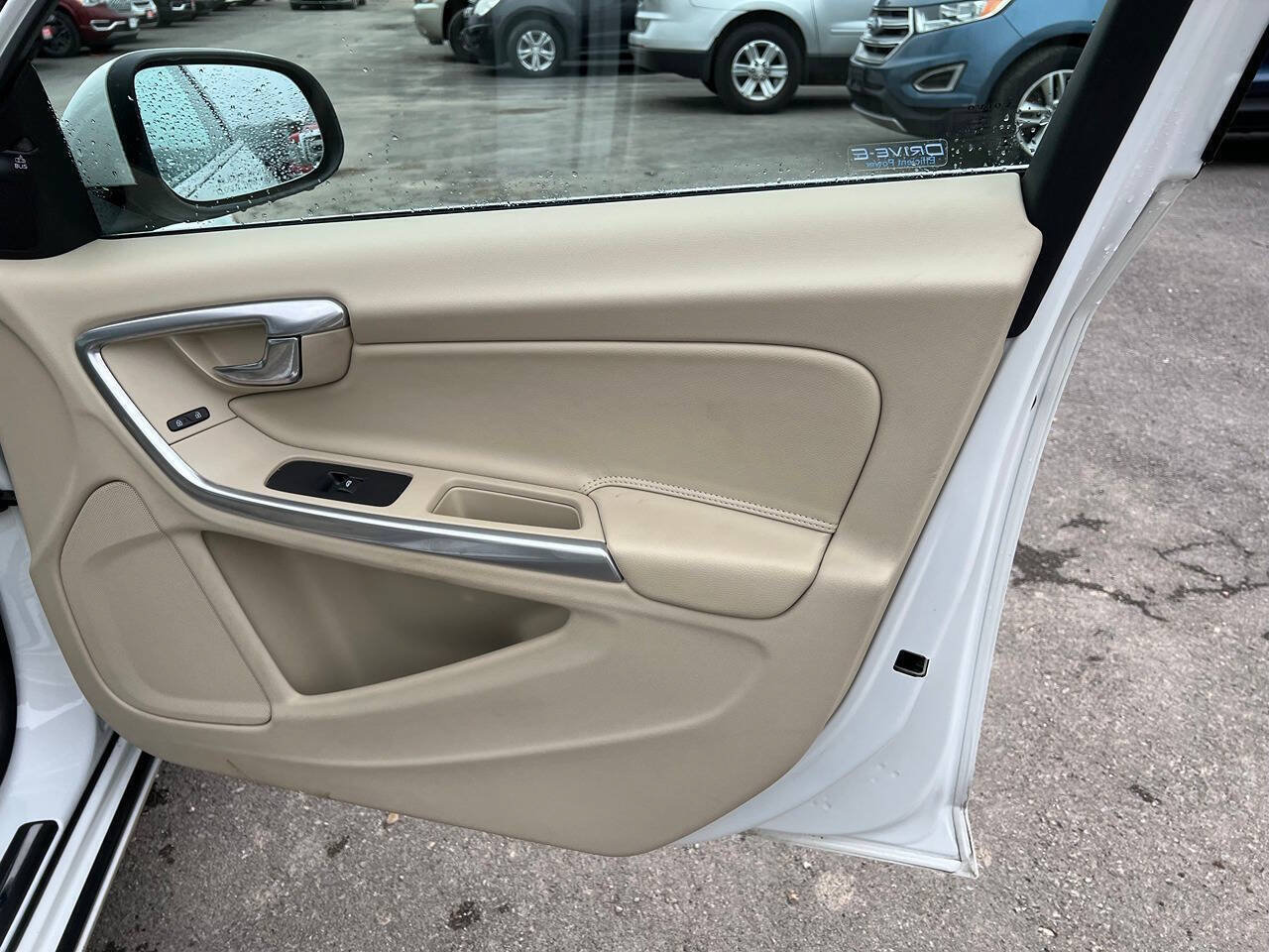 Used 2015 Volvo S60 T5 Premier w/ Convenience Package FWD image 2