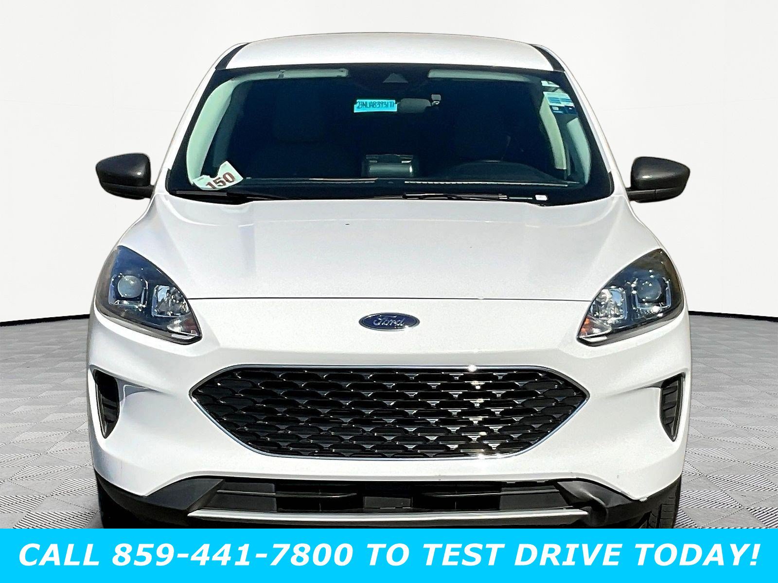 Used 2022 Ford Escape SE w/ Cold Weather Package AWD/4WD image 2