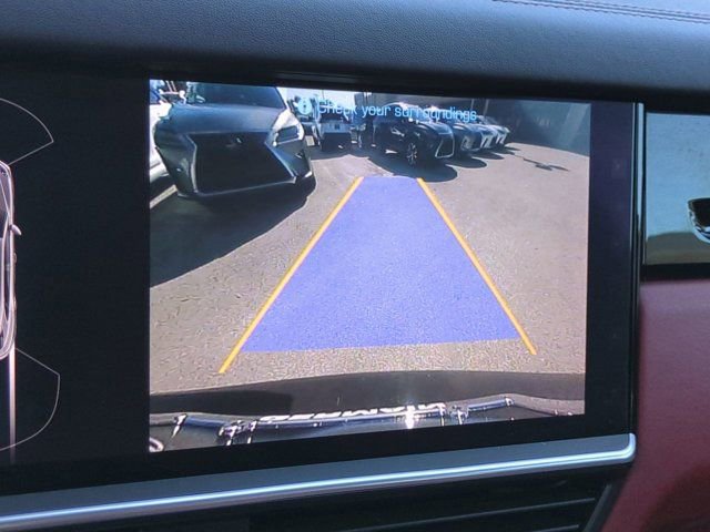 Used 2020 Porsche Cayenne S image 19