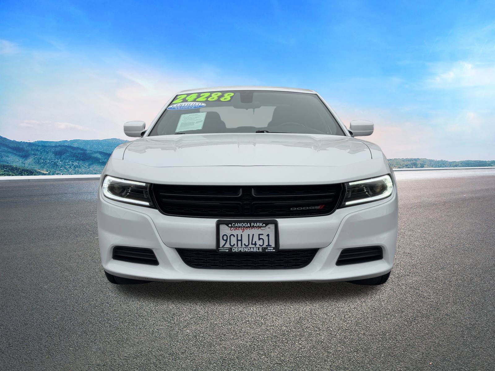 Certified 2022 Dodge Charger SXT image 3