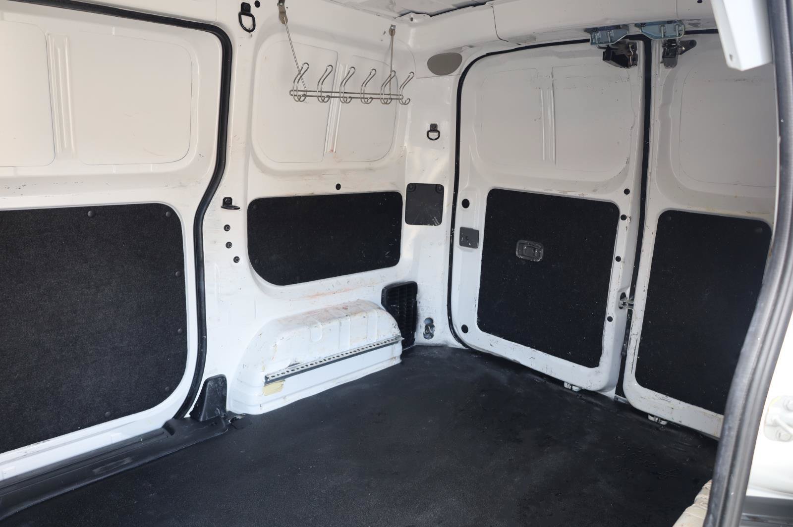 Used 2020 Nissan NV200 SV FWD image 13