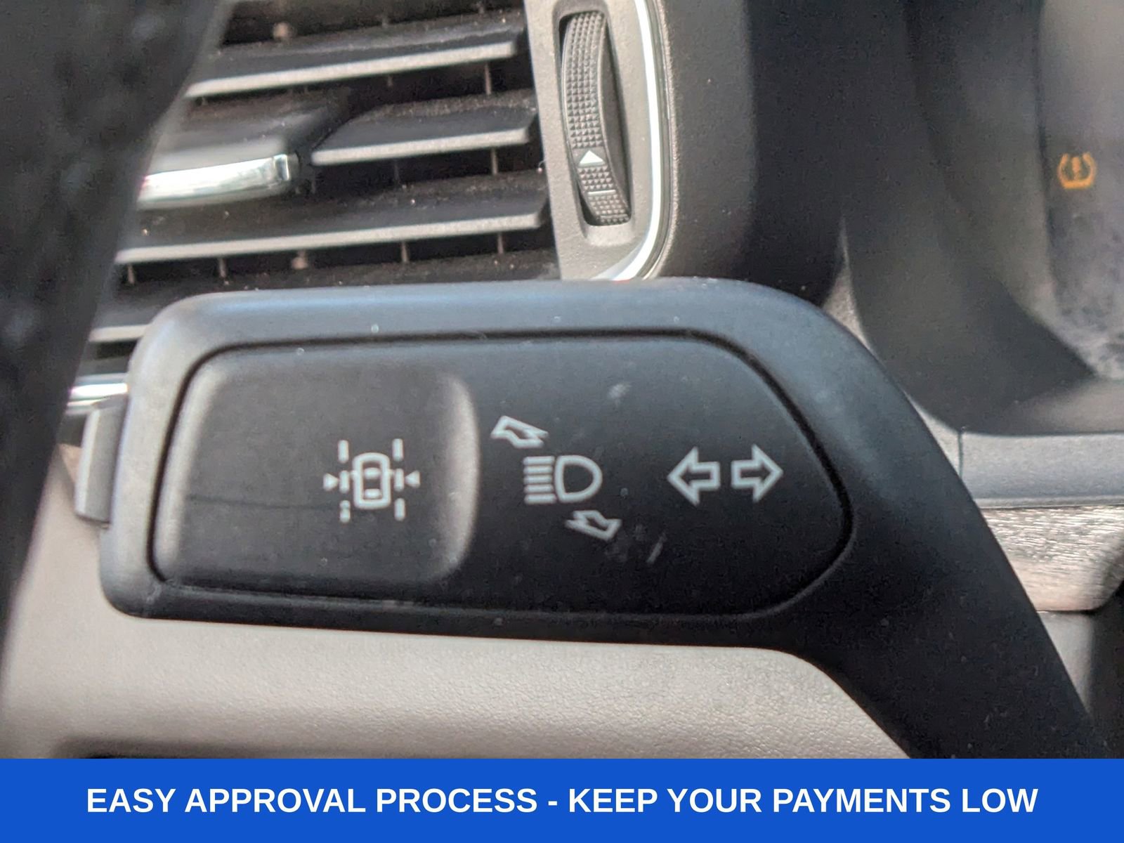 Used 2022 Ford Explorer Platinum w/ Equipment Group 601A image 43