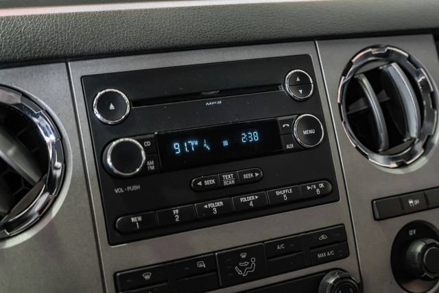 Used 2015 Ford F250 XLT w/ XLT Premium Package RWD image 23