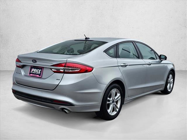 Used 2018 Ford Fusion SE FWD image 5