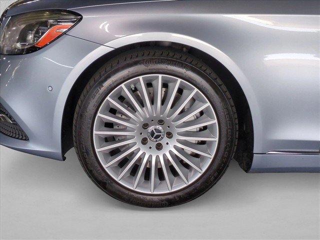 Used 2018 Mercedes-Benz S 560 Sedan image 24