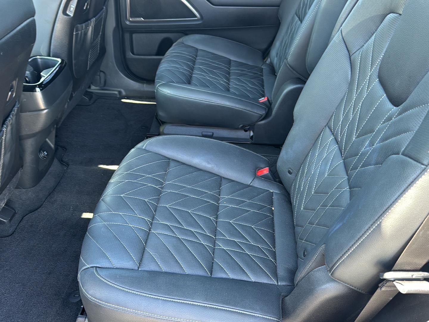 Used 2025 Kia Telluride AWD image 19