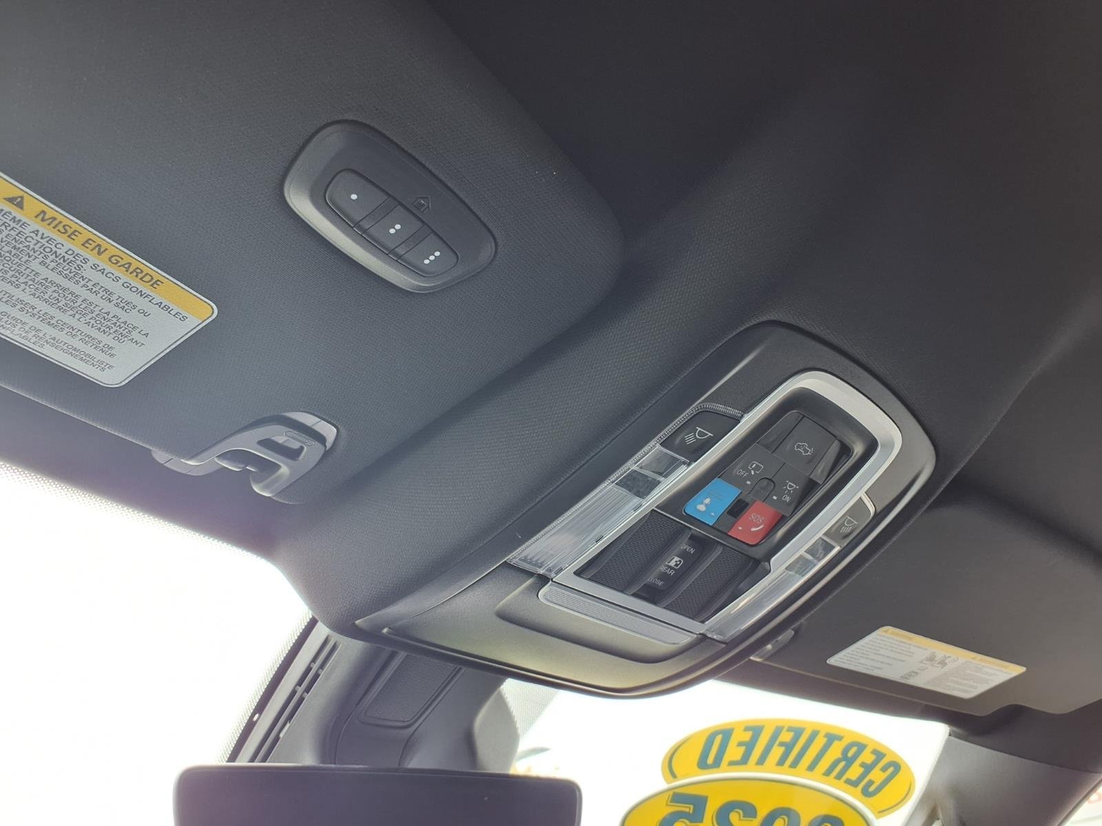 Used 2025 RAM 1500 Laramie AWD/4WD image 15