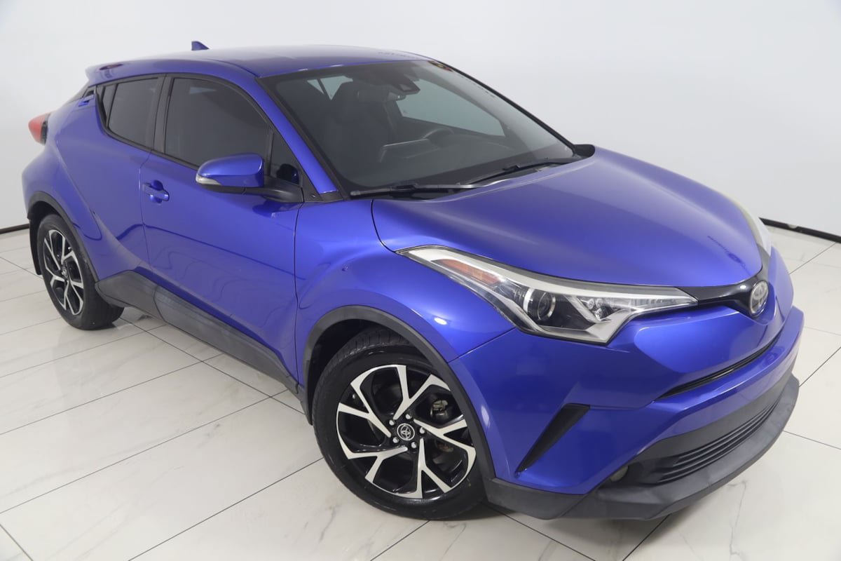 Used 2018 Toyota C-HR XLE FWD image 14