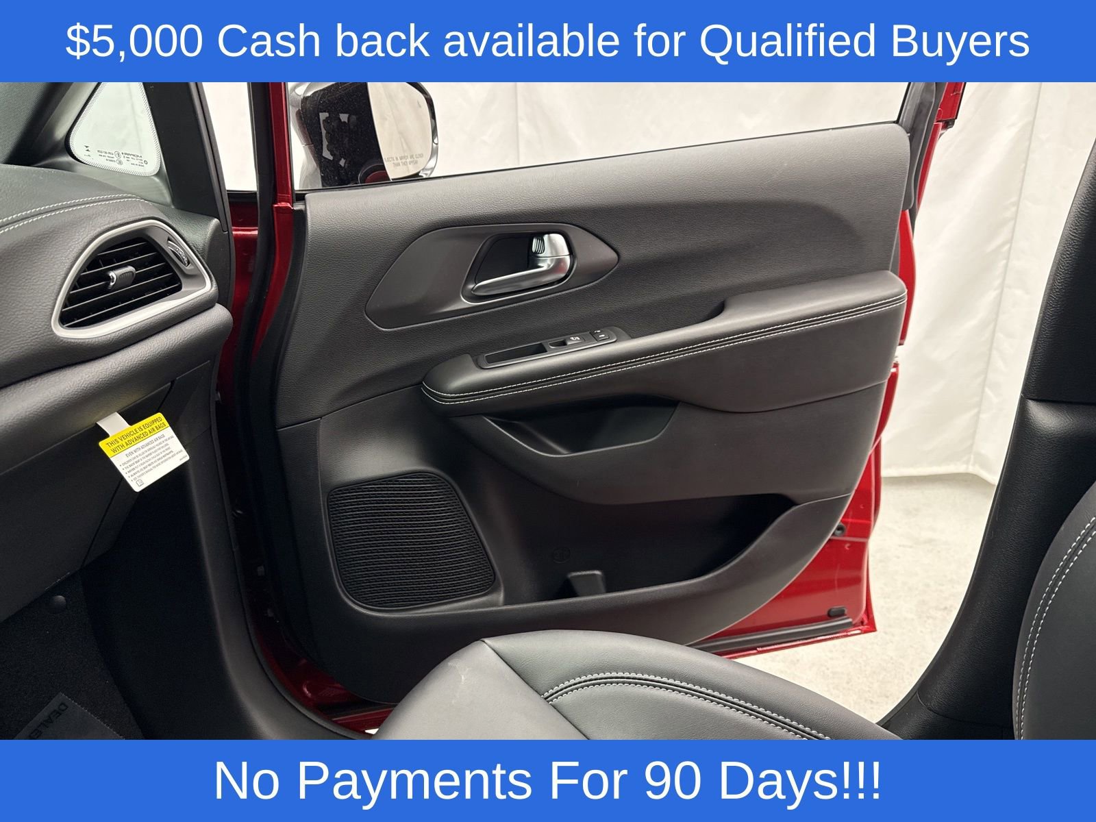 New 2026 Chrysler Pacifica Select w/ S Appearance Package FWD image 24