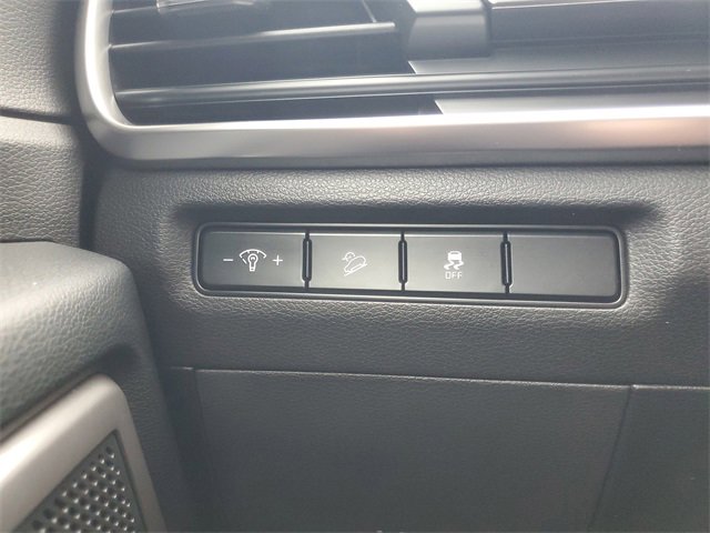 Used 2024 Kia Telluride LX image 30